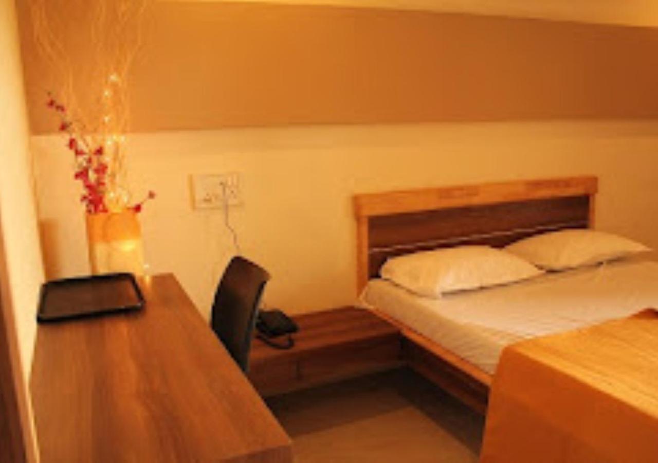 Hotel Jaltarang Kalmath Kankavali Exteriér fotografie