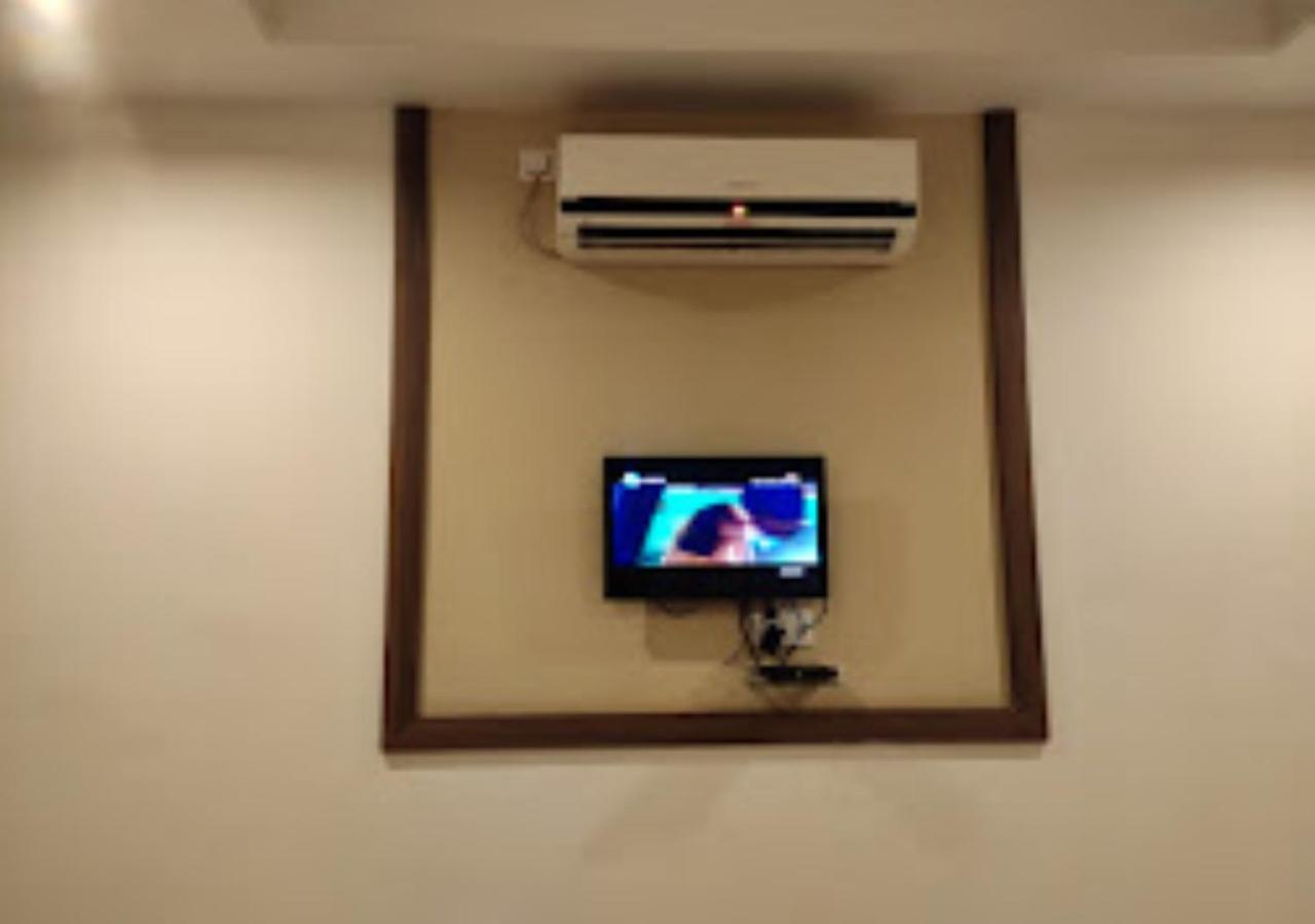 Hotel Jaltarang Kalmath Kankavali Exteriér fotografie