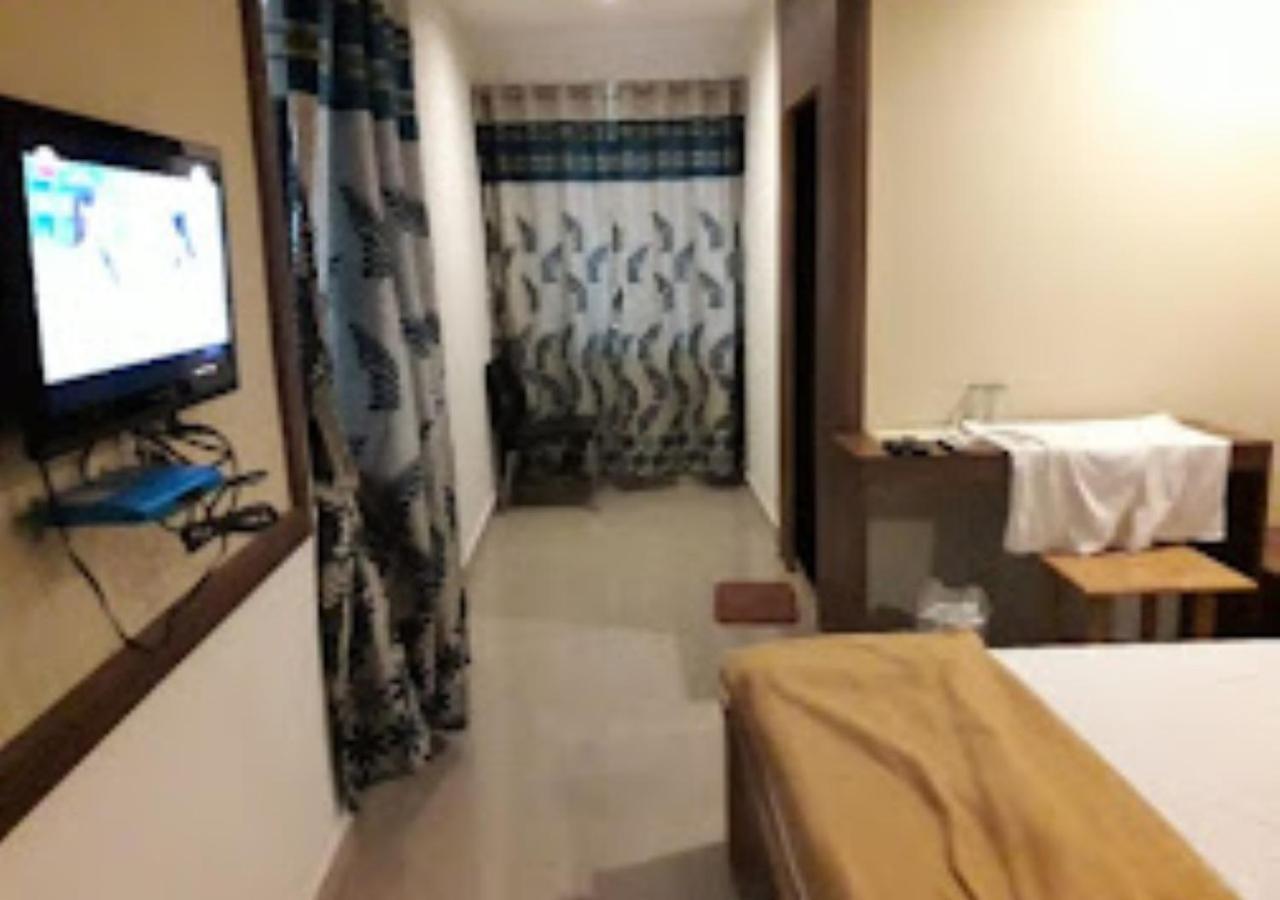 Hotel Jaltarang Kalmath Kankavali Exteriér fotografie